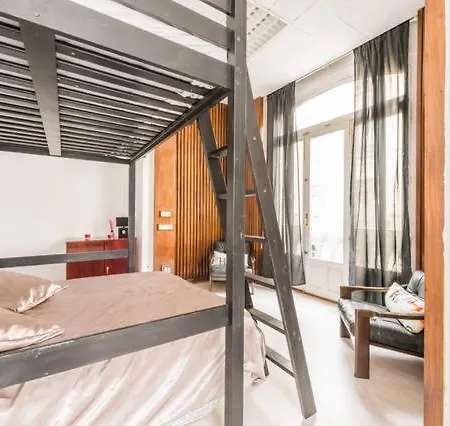 M&F Apartaments Gran Via Madrid Exterior photo